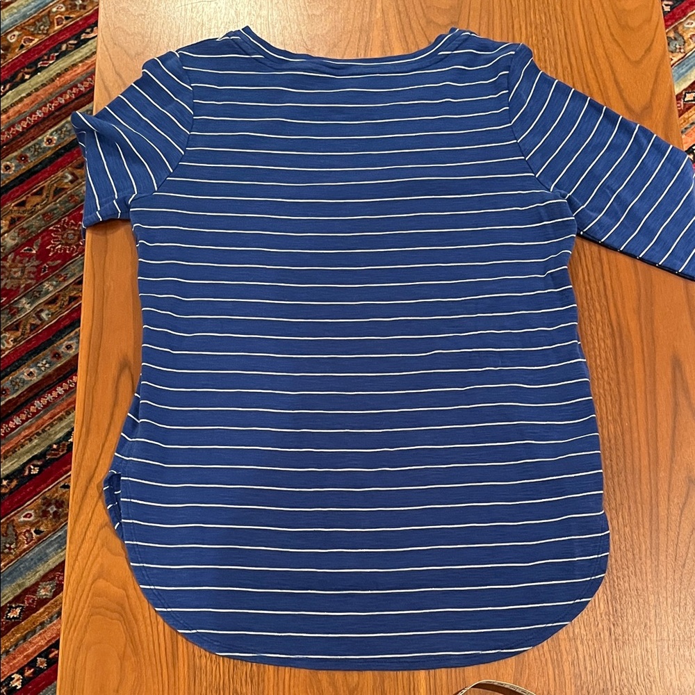 EUC Tommy Bahama Ashby Isles Blue with Metallic Stripe 3/4-Sleeve T-Shirt Sz S/P - Picture 9 of 10